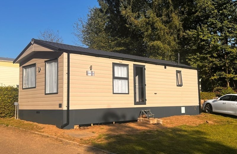 4a283ac2 3caf 40cb a08c fdb06891dc61