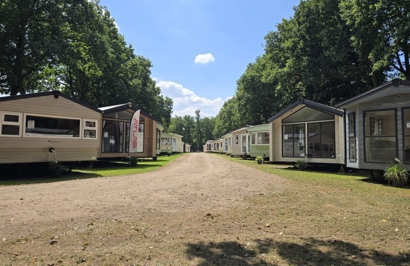 JBL Mobilheime & Chalets – Neues Ausstellungsgelände in Neer!
